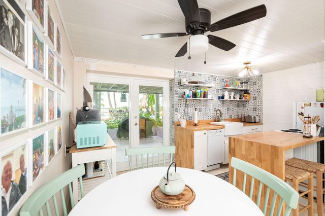 78 Bay Drive, Saddlebunch, FL 33040