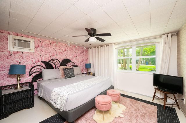 78 Bay Drive, Saddlebunch, FL 33040