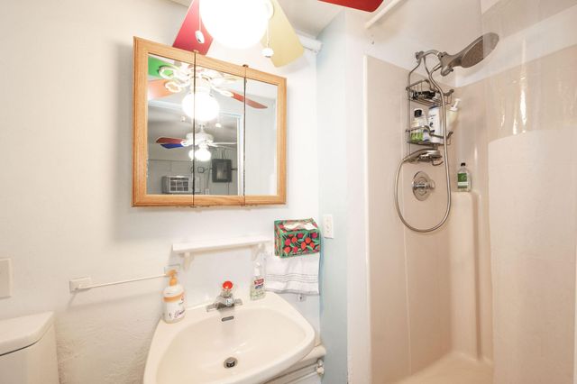 78 Bay Drive, Saddlebunch, FL 33040