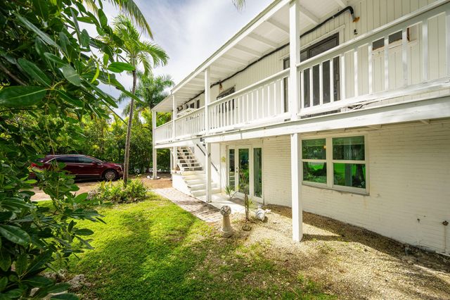 78 Bay Drive, Saddlebunch, FL 33040