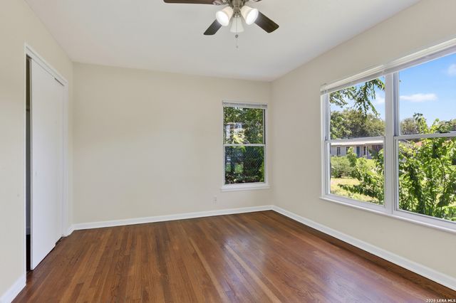 415 BYRNES DR, San Antonio, TX 78209
