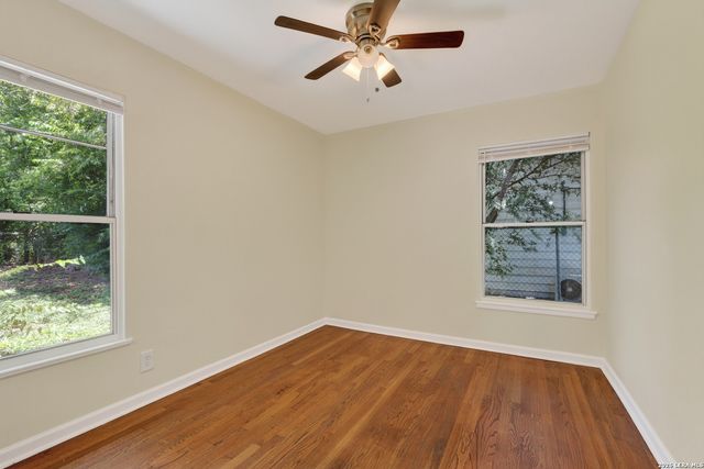 415 BYRNES DR, San Antonio, TX 78209