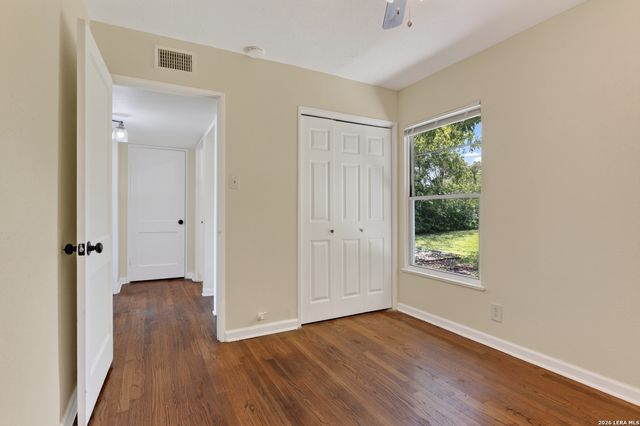 415 BYRNES DR, San Antonio, TX 78209