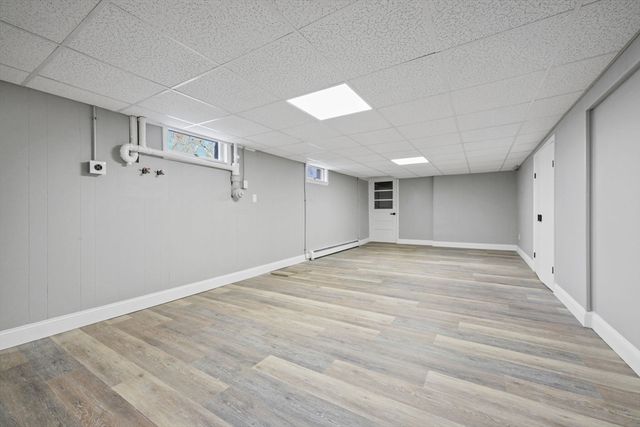 837 Main Road, Westport, MA 02790