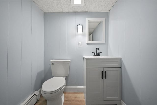 837 Main Road, Westport, MA 02790