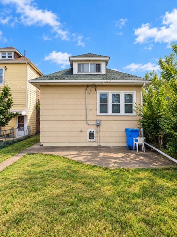 4127 S Francisco Avenue, Chicago, IL 60632 — photo 2