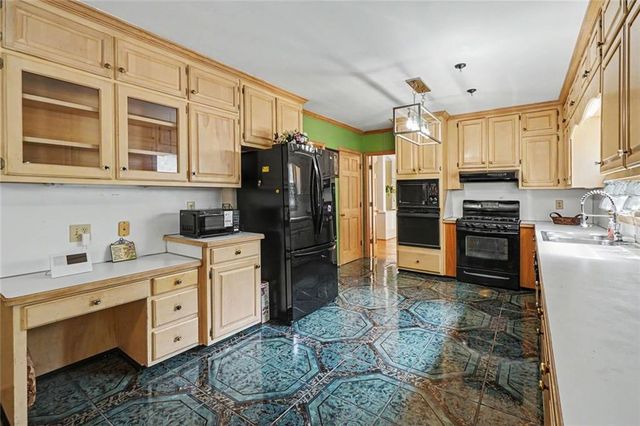 7336 Waters Edge Drive, Stone Mountain, GA 30087