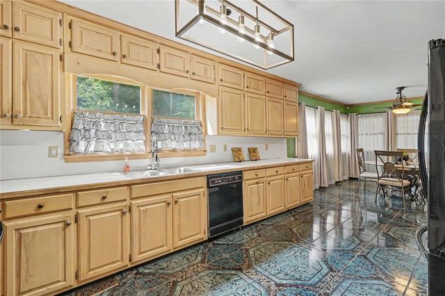 7336 Waters Edge Drive, Stone Mountain, GA 30087