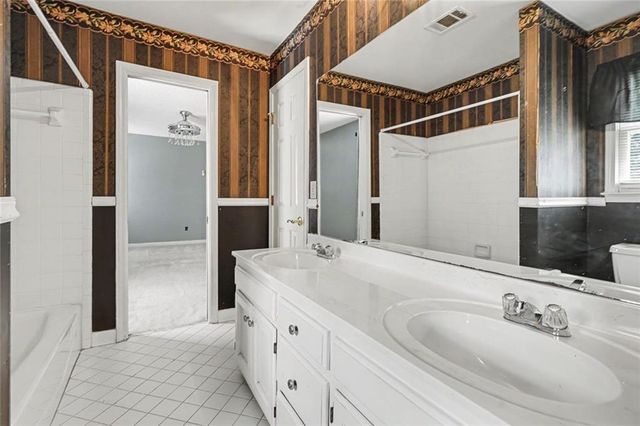 7336 Waters Edge Drive, Stone Mountain, GA 30087