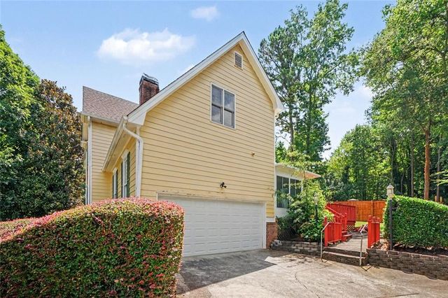 7336 Waters Edge Drive, Stone Mountain, GA 30087
