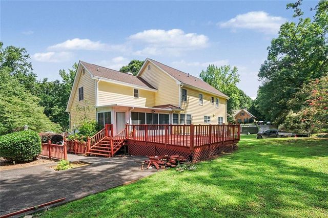 7336 Waters Edge Drive, Stone Mountain, GA 30087
