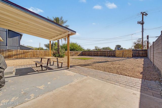 2514 N 14TH Street, Phoenix, AZ 85006