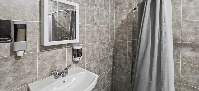 3087 DUANE AVENUE, Oldsmar, FL 34677