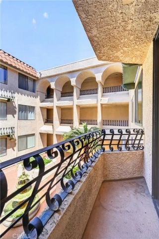 28004 S Western Avenue 220, San Pedro, CA 90732