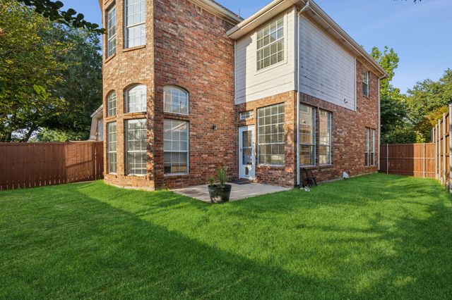 8817 Shepard Drive, Plano, TX 75025