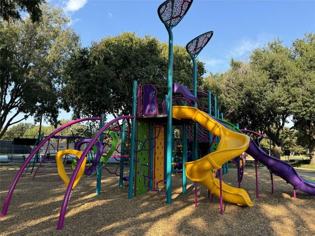 8817 Shepard Drive, Plano, TX 75025