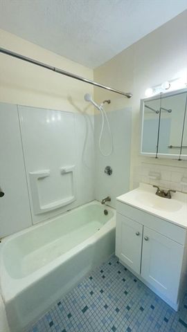 41 Revere St. 3, Revere, MA 02151