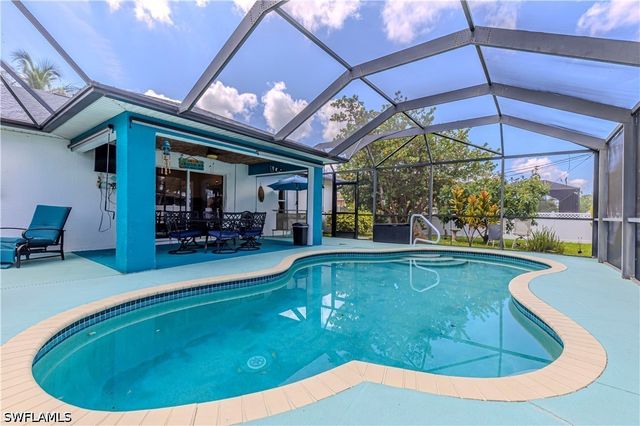4140 SW 8th CT, Cape Coral, FL 33914