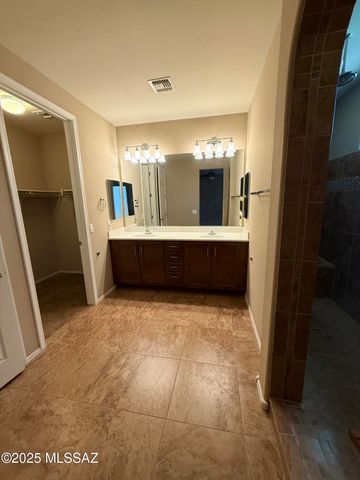 13834 E Cardemore Drive, Vail, AZ 85641