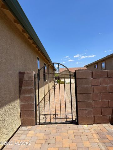 13834 E Cardemore Drive, Vail, AZ 85641