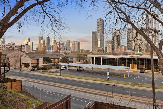 512 Sunny LN A, Austin, TX 78704