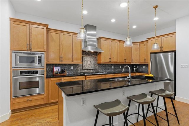 512 Sunny LN A, Austin, TX 78704