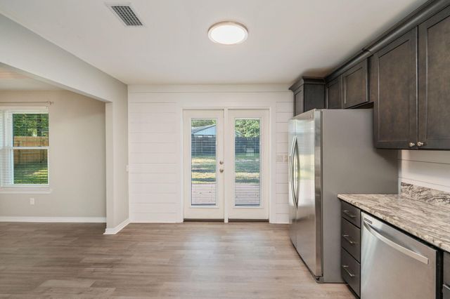 139 Meadow Woods Lane, Niceville, FL 32578