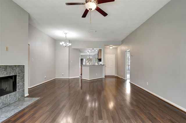 1930 Greenbriar Colony Drive, Houston, TX 77032