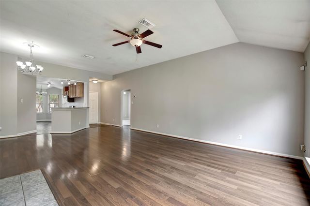 1930 Greenbriar Colony Drive, Houston, TX 77032
