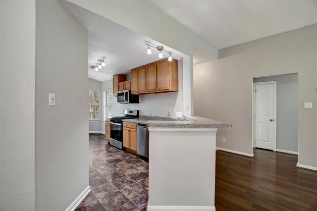 1930 Greenbriar Colony Drive, Houston, TX 77032