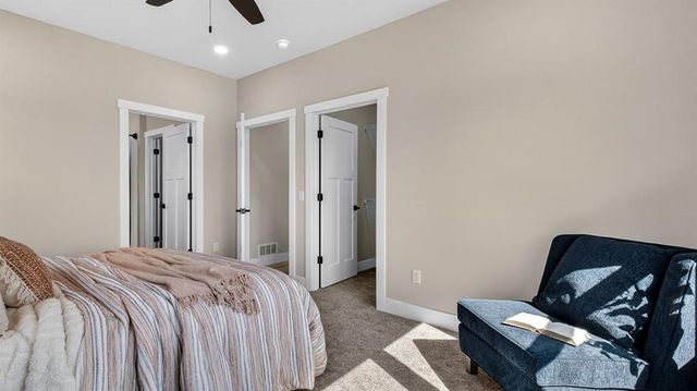 2302 1st Street, Eau Claire, WI 54703