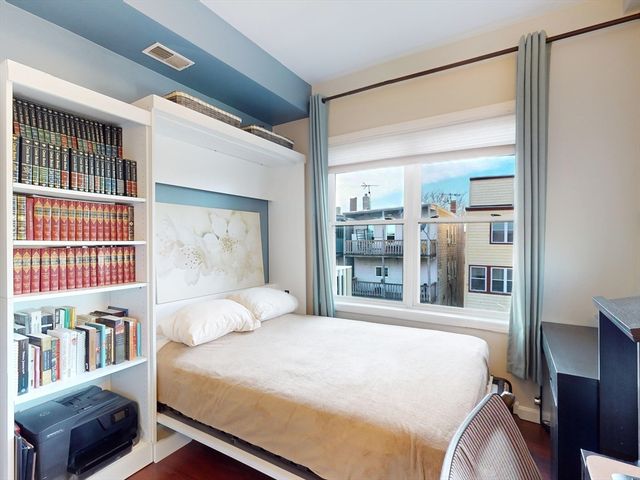 260 Bremen St. 3, Boston, MA 02128