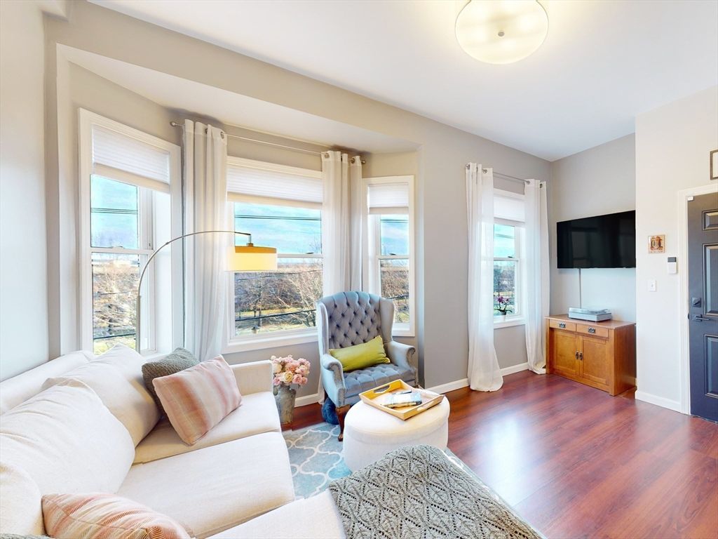 260 Bremen St. 3, Boston, MA 02128