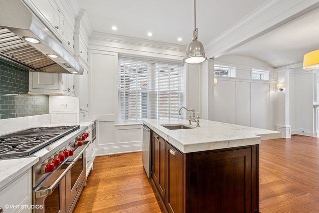 746 W Belden Avenue 1, Chicago, IL 60614