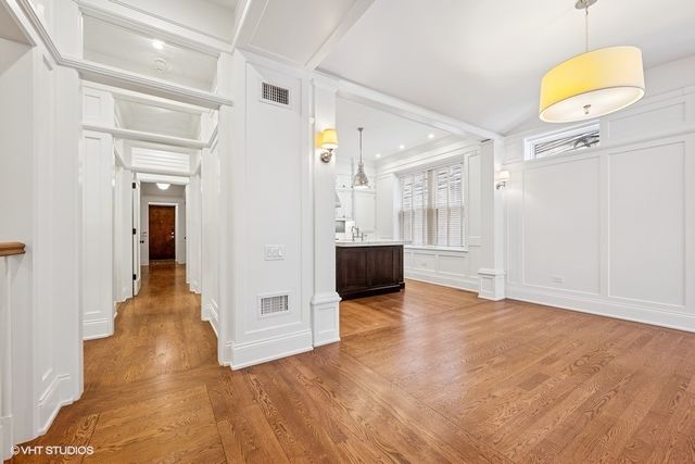 746 W Belden Avenue 1, Chicago, IL 60614