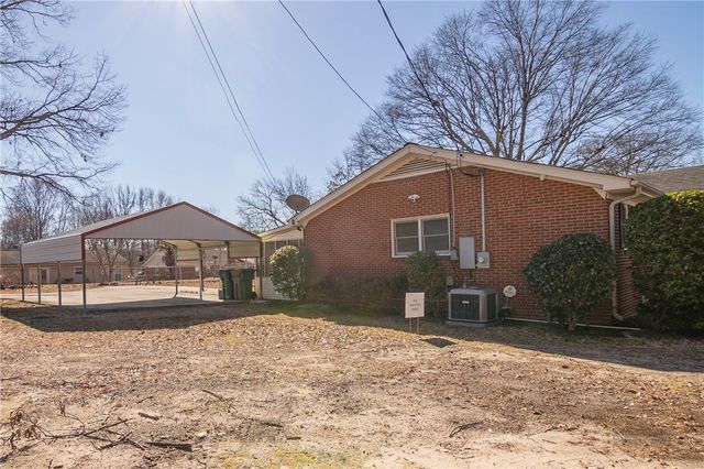 414 Mapleton Drive, Greenville, SC 29607