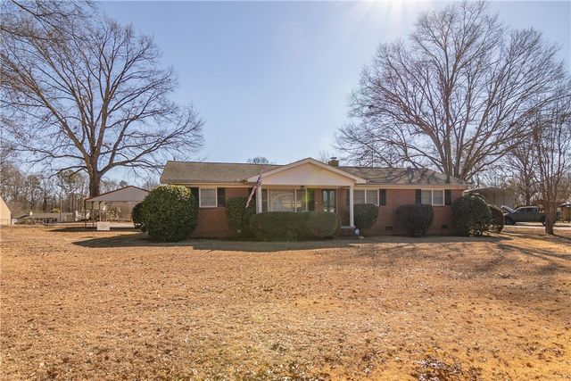 414 Mapleton Drive, Greenville, SC 29607