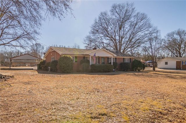 414 Mapleton Drive, Greenville, SC 29607