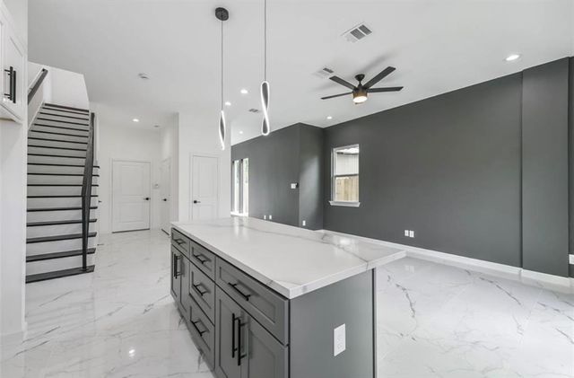 6732 Goforth, Houston, TX 77021