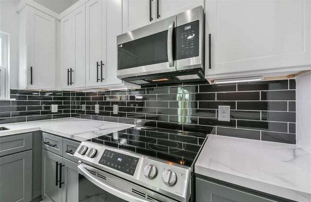 6732 Goforth, Houston, TX 77021