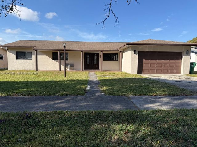 1771 NW 191st St, Miami Gardens, FL 33056