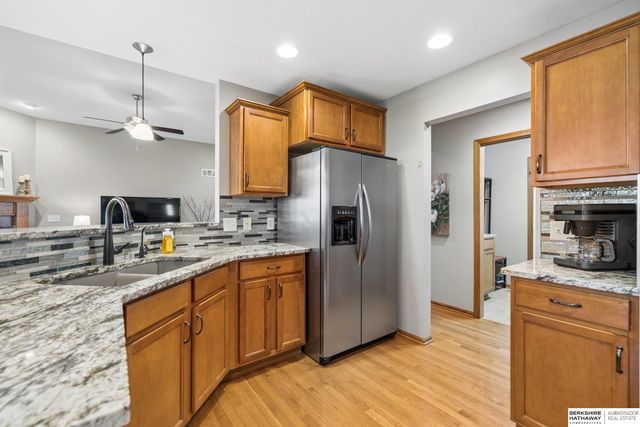 4733 W High Ridge Road, Lincoln, NE 68522