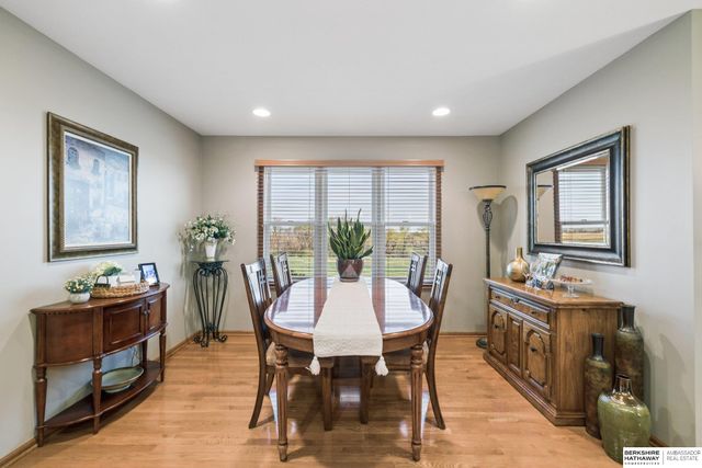 4733 W High Ridge Road, Lincoln, NE 68522