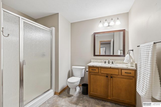 4733 W High Ridge Road, Lincoln, NE 68522