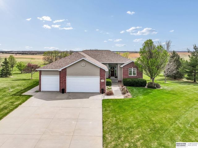 4733 W High Ridge Road, Lincoln, NE 68522