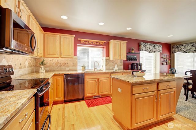 9014 192nd Street SE, Snohomish, WA 98296