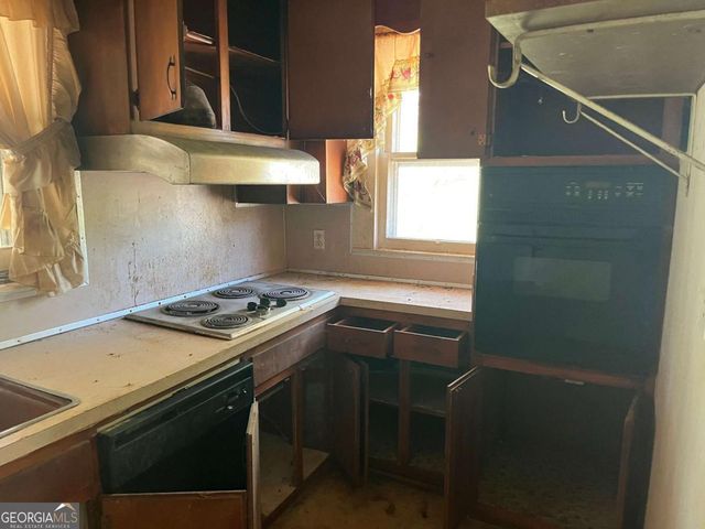 5972 Allen Road SE, Mableton, GA 30126