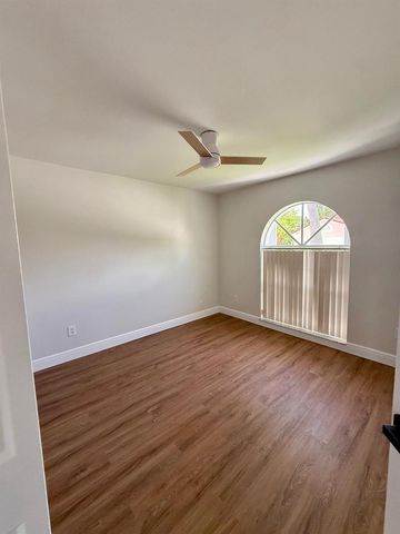 326 NW 47th Terrace, Deerfield Beach, FL 33442