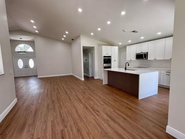 326 NW 47th Terrace, Deerfield Beach, FL 33442