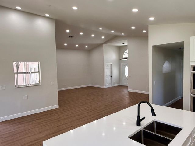 326 NW 47th Terrace, Deerfield Beach, FL 33442